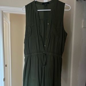 Casual green shorts romper